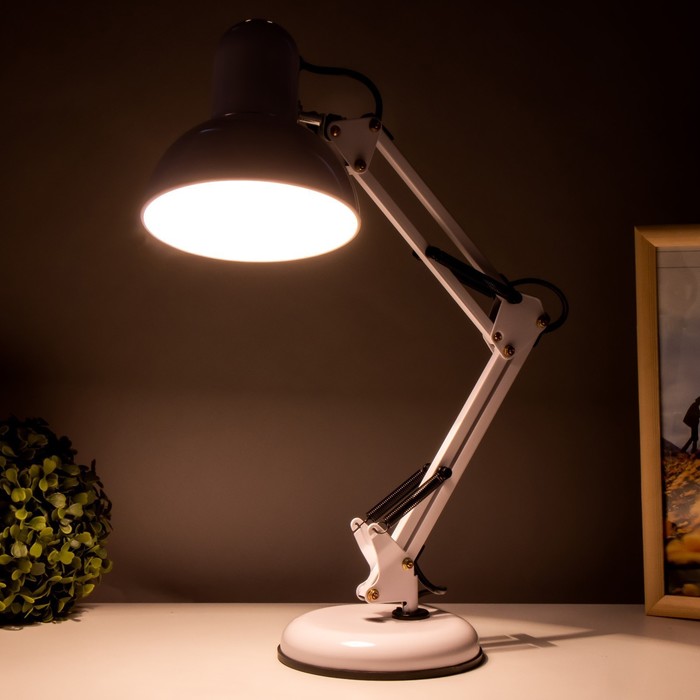 Лампа настольная Е27, на шарнирной подставке (220В) белая (811) RISALUX - фото 1906778090