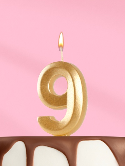 Свеча в торт «Цифра 9», золотая, 6.5 см