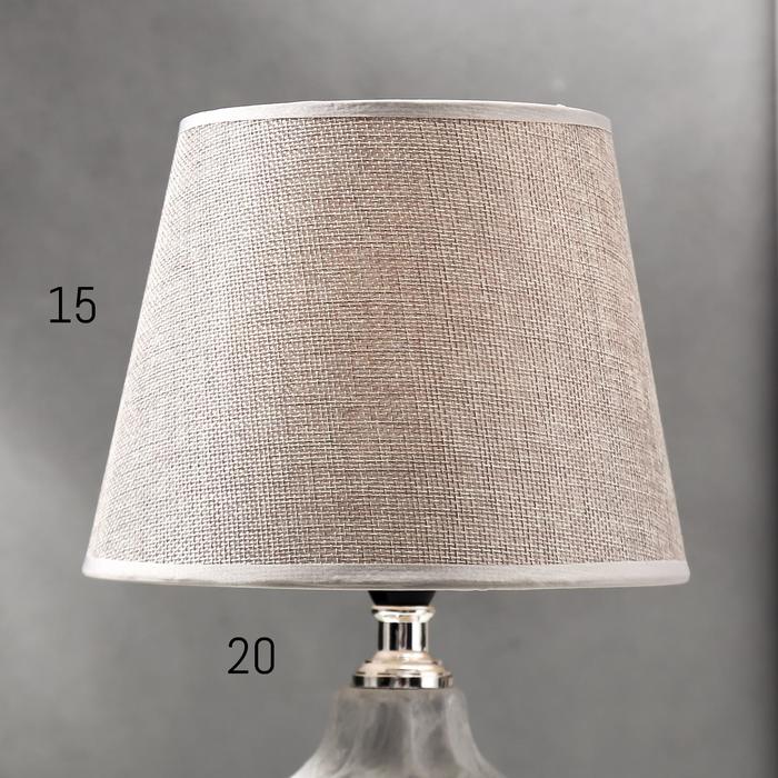 Настольная лампа 16428/1 E14 40Вт светло-серый 22,5х22,5х37 см RISALUX - фото 1926168556