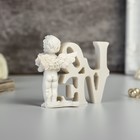 Сувенир полистоун "Ангелок с тюльпанами у надписи Love" 6,5х10,3х2 см - Фото 3