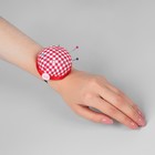 Игольница на руку «Клетка», d=6 см, красная, белая - Фото 3