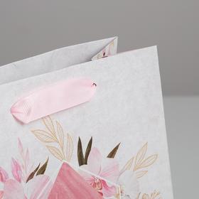 Пакет подарочный крафтовый вертикальный, упаковка, «8 марта», MS 18×23×10 см