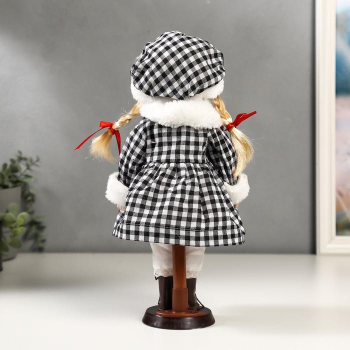 Кукла коллекционная керамика "Злата в пальто в клеточку с красными пуговицами" 30 см - фото 1895445604