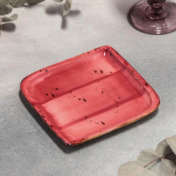Блюдо фарфоровое квадратное «Ардент», 14,5×14,5 см, цвет красный