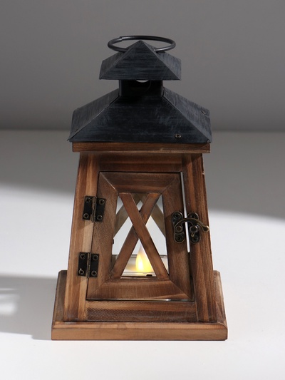 Деревянный подсвечник-фонарь на 1 свечу «Трапеция», коричневый, 20.5×12.5×12.5 см