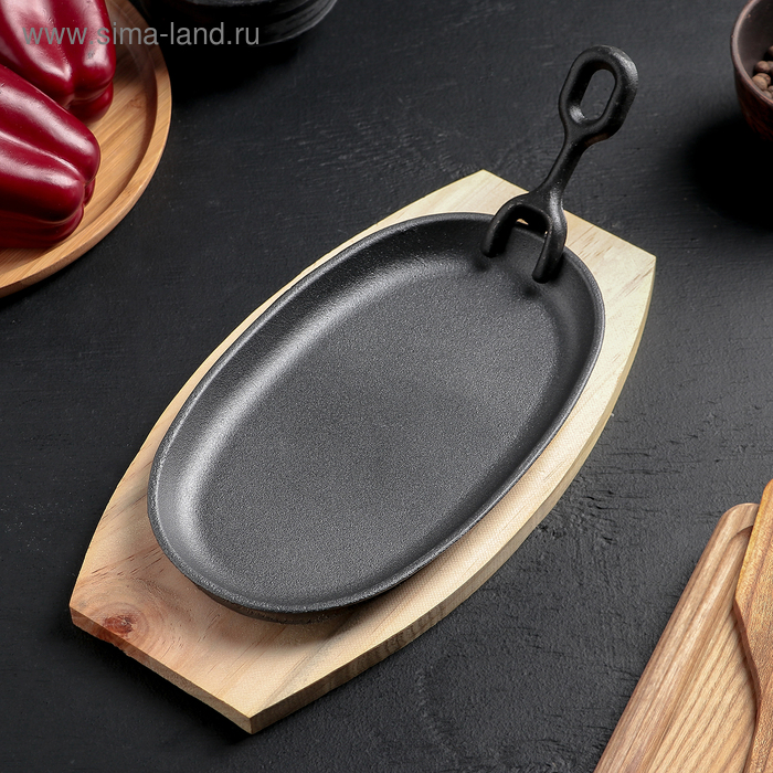 Сковорода чугунная «Овал» с держателем, 23,5×14 см, на деревянной подставке - Фото 1