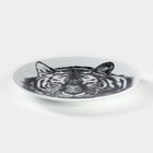 Тарелка фарфоровая «Тигр», d=24 см, белая - фото 4320700