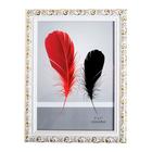 Фоторамка пластик 13х18 см "Валентайн" белая с золотым рисунком 20,6х15,6 см - фото 22457975 Фоторамка пластик 13х18 см "Валентайн" белая с золотым рисунком 20,6х15,6 см - фото 22457975