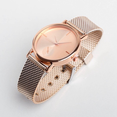 Подарочный набор «Будь на стиле»: мягкий палантин, обложка для паспорта и наручные часы