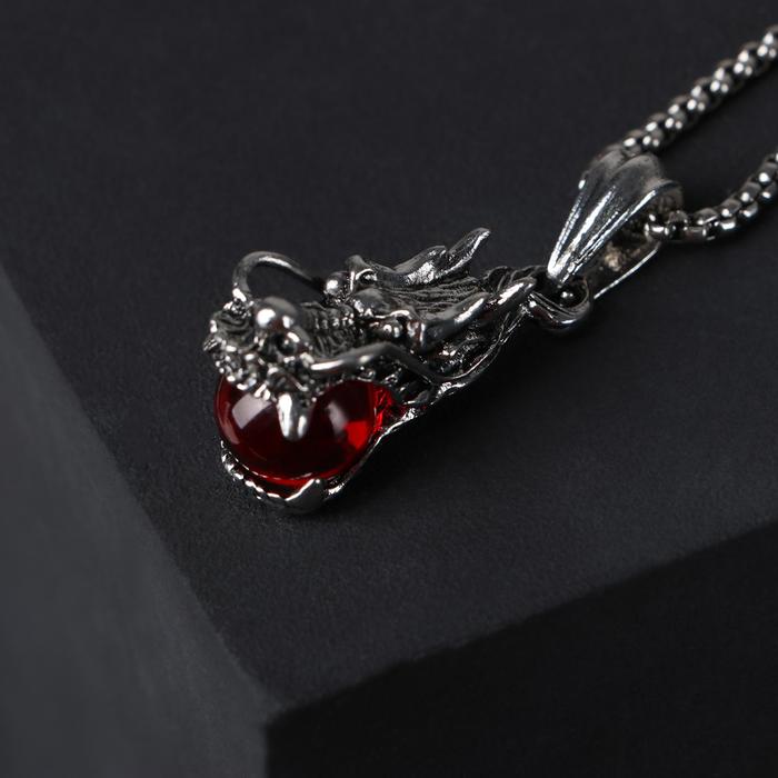 Кулон-амулет «Помпеи» дракон, цвет красный в чернёном серебре, 70 см