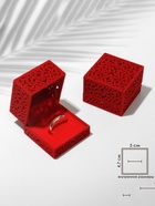 Футляр под кольцо, серьги «Кружево», бархатный, 6×6 см, красный - Фото 8