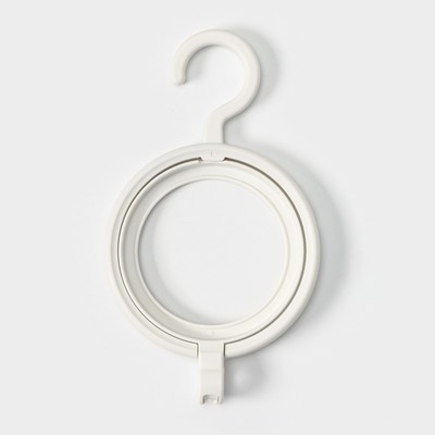 Крючок для одежды и головных уборов многофункциональный, 24×14×2,8 см, цвет белый