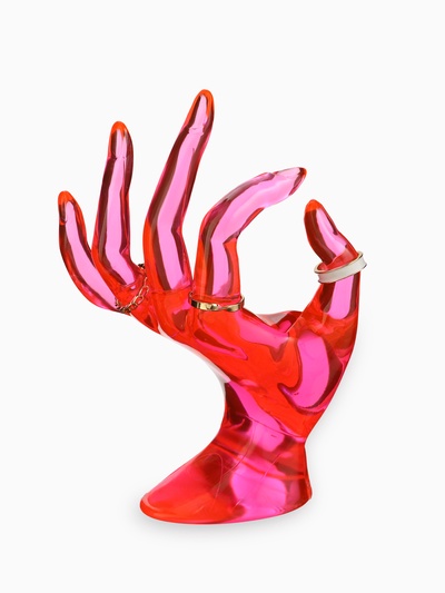 Подставка для украшений QF «Рука», 10.5×8×16 см, розовая