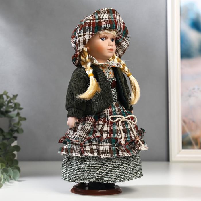 Кукла коллекционная керамика "Блондинка с косами, платье шотландская клетка" 30 см 49286