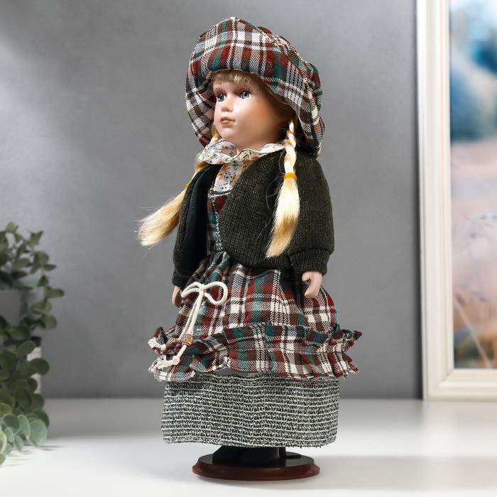 Кукла коллекционная керамика "Блондинка с косами, платье шотландская клетка" 30 см 49286