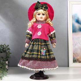 Кукла коллекционная керамика 'Блондинка с кудрями, розовая шляпка и свитер' 40 см