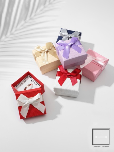 Коробочка подарочная под кольцо, серьги «Моменты», 5×5 см, (полезная часть 4.5×4.5 см,) МИКС