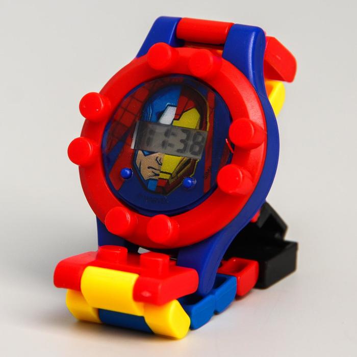Часы наручные электронные "Супергерои", Мстители, с ремешком-конструктором - фото 64577823