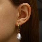 Серьги с жемчугом «Грейс» пухлая капля, цвет белый в золоте - Фото 2