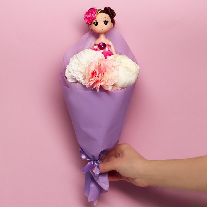 Букет с игрушкой «Кукла Роза» - фото 1907210740