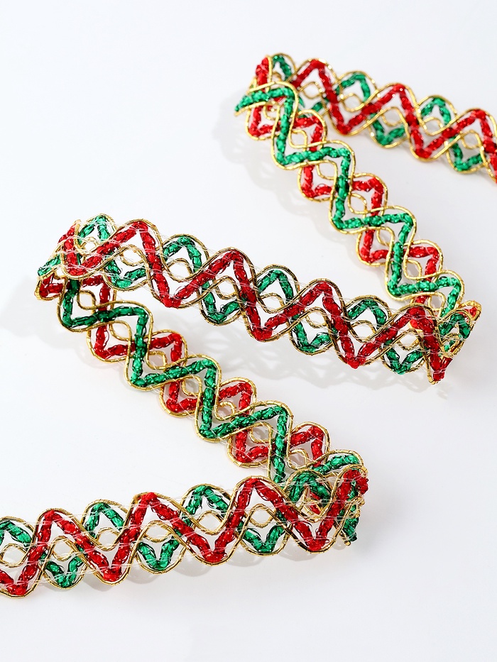 Тесьма Змейка красно-зелено-золотая 1.5 см намотка 25 метров - Фото 1