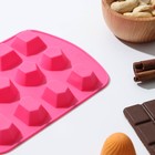 Форма для украшений Доляна «Самоцветы», силикон, 16×11,5×1,5 см, 12 ячеек, цвет МИКС - фото 24514708