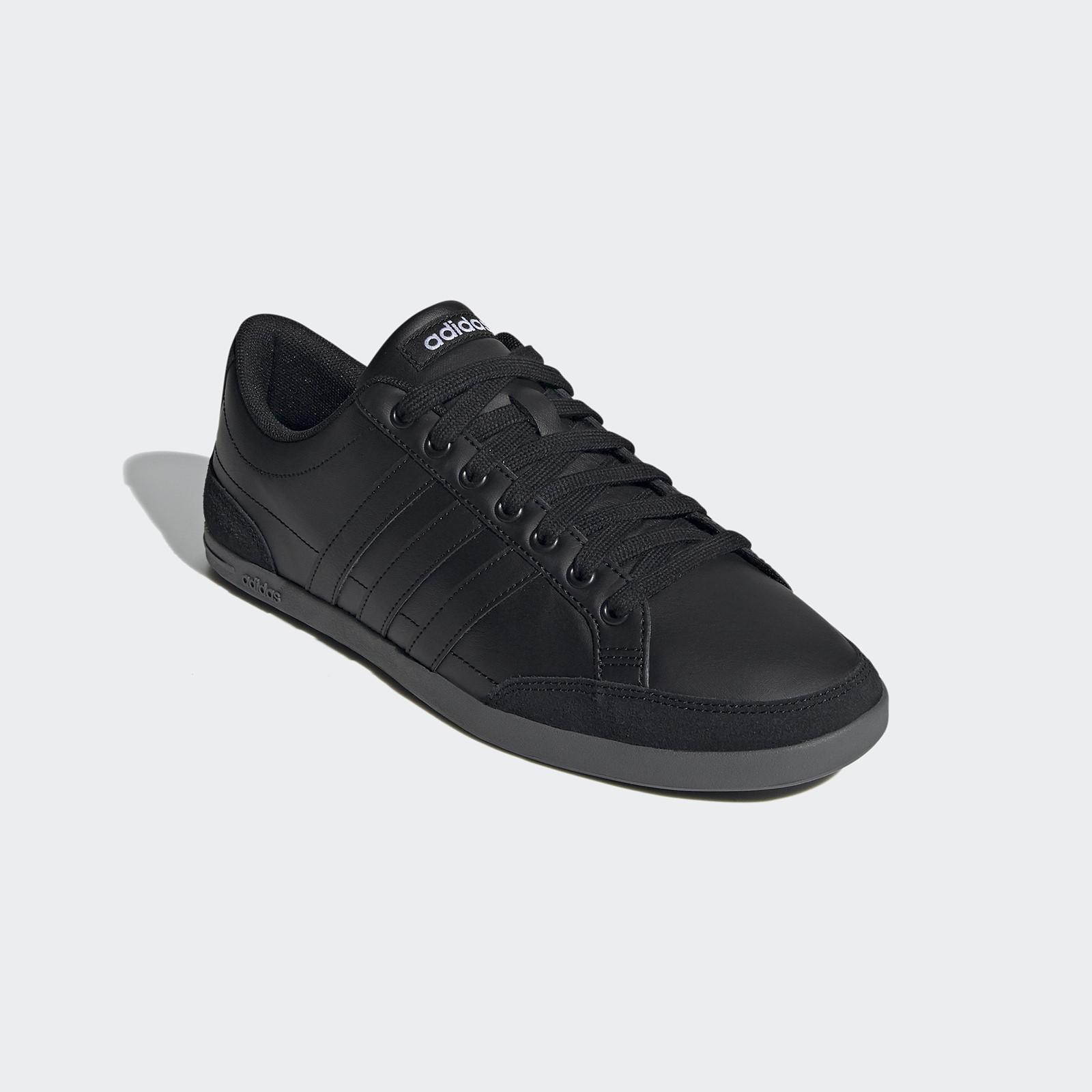 Adidas Caflaire 41 FY8646 6863691 3 276.00 SIMA LAND.RU