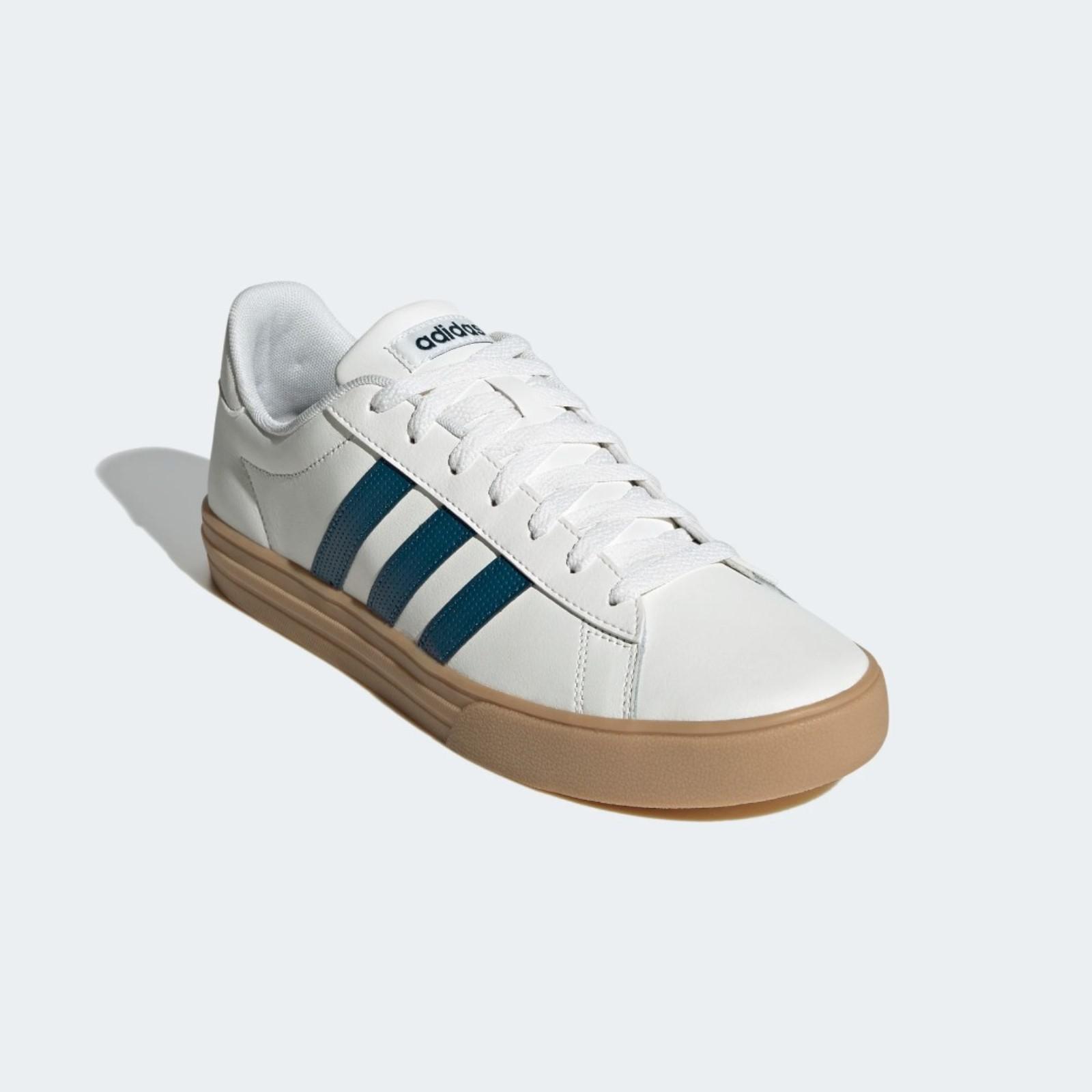 Adidas daily 2.0 store suede