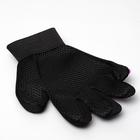 Перчатка-щетка для шерсти на левую руку из неопрена с удлиненными зубчиками, фиолетовая - Фото 3