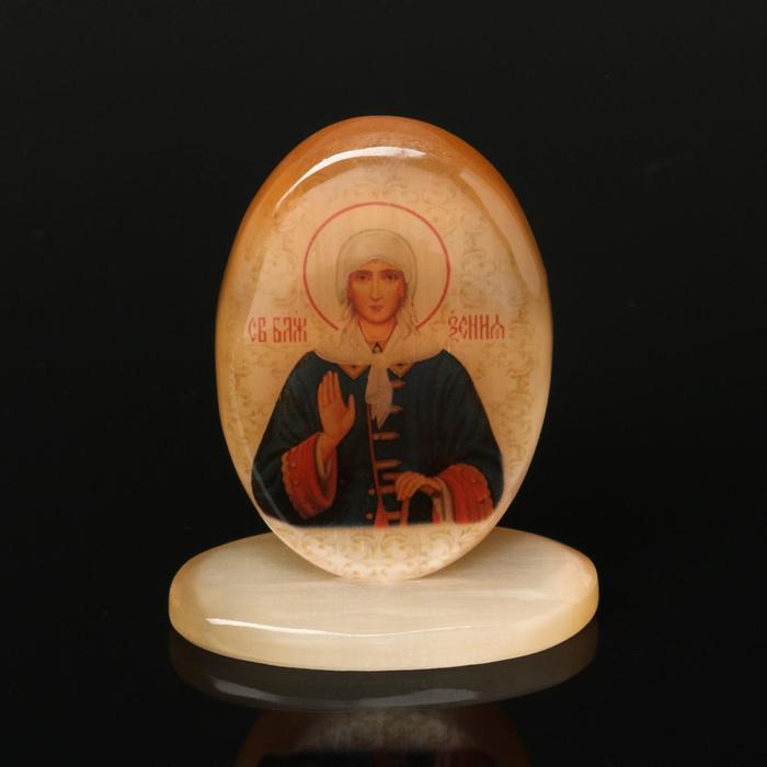 Икона настольная на поставке с фоном «Святая Ксения Петербургская», селенит - Фото 1