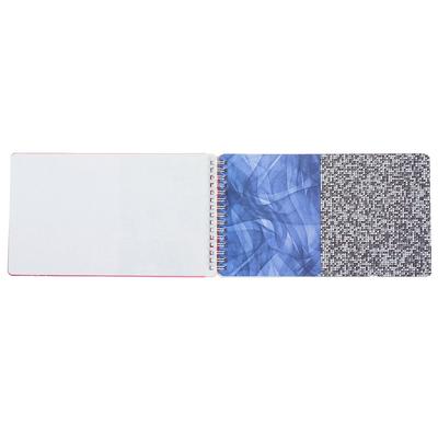 Книга с наклейками и трафаретами «Альбом дизайнера. Модный показ»