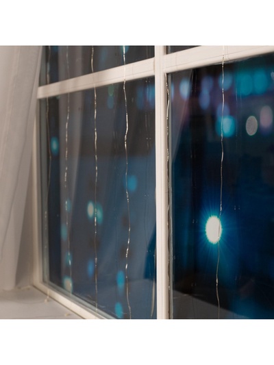 Гирлянда «Занавес» 2×2 м, роса, IP20, серебристая нить, 300 LED, свечение мульти, 12 В