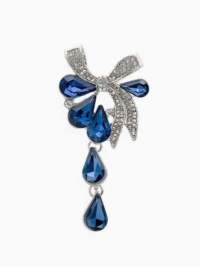 Брошь «Цветочная роса» с бантом, бело-синяя в серебре