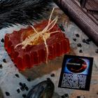 Магическое мыло "Иероглиф Томи на богатство" медовое с клубничными косточками, 95гр - Фото 3