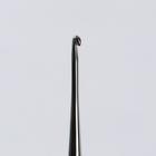 Крючок для вязания, двусторонний, с прорезиненной ручкой, d = 1/2 мм, 13,5 см - Фото 2