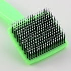 Пуходерка пластиковая мягкая с закругленными зубьями, малая, 6×13.5 см, зелёная - Фото 5