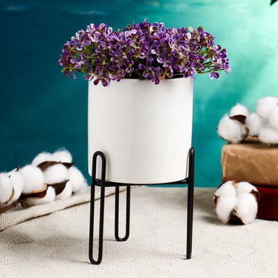 Кашпо «Цилиндр», 10×10×18 см,600 мл, белое на чёрной подставке