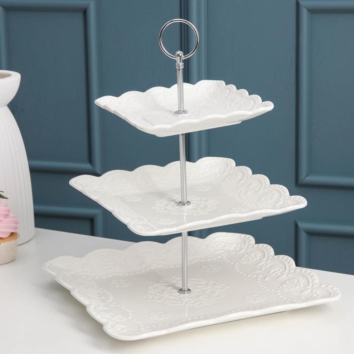 УЦЕНКА Блюдо 3-х ярусное Доляна «Сьюзен», d=14,5/20/24,5 см, цвет белый - Фото 1