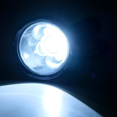 Фонарь ручной аккумуляторный, 1.5 Вт, 2000 мАч, 500 Лм, дальность 300 м, 3 режима, USB