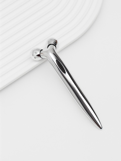 Массажёр для лица и зоны декольте, 2 шара, 14.3×4.5 см, серебристый