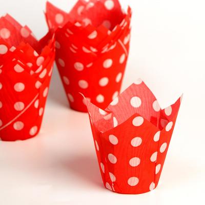 Форма для выпечки "Тюльпан", красный в белый горох, 5 х 8 см