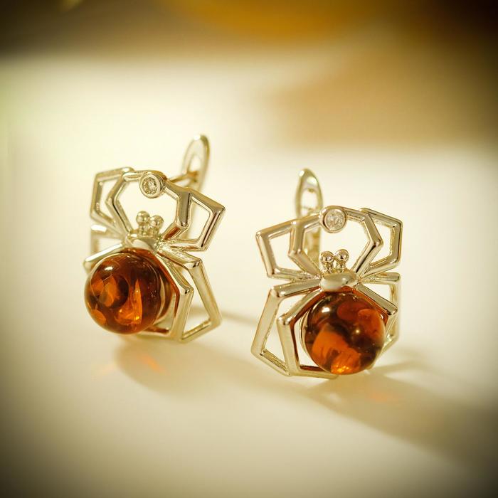 Серьги «Янтарь» паук, цвет коньячный в серебре - Фото 1