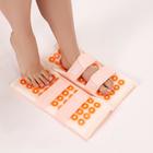 Ипликатор - коврик для ног, мягкий, 14 × 32 см, на липучках, пара, цвет белый/оранжевый - Фото 1
