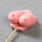 Карамель на палочке «Детка конфетка» грудь, 35г - Фото 1