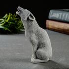 Фигурка «Волк сидящий, воет», 10.2 см - Фото 3