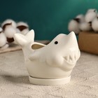 Горшок  "Акула" белый 11,5*8,5*9см - фото 24350817