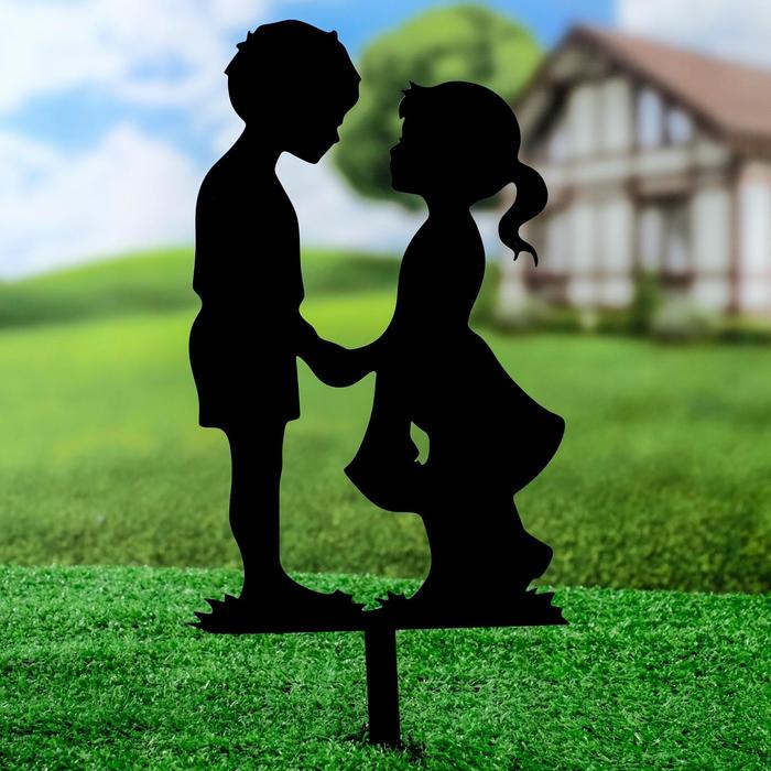 Садовая фигура "Мальчик с девочкой" 30х20см - Фото 1