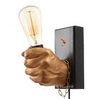 Бра "Левая рука кулак" E27 60Вт золото 18х18х10 см - фото 36417571