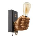 Бра "Левая рука кулак" E27 60Вт золото 18х18х10 см - фото 36417572