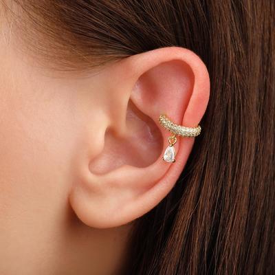 Серьга «Кафф» овальная линия со стразами, с подвеской, цвет белый в золоте